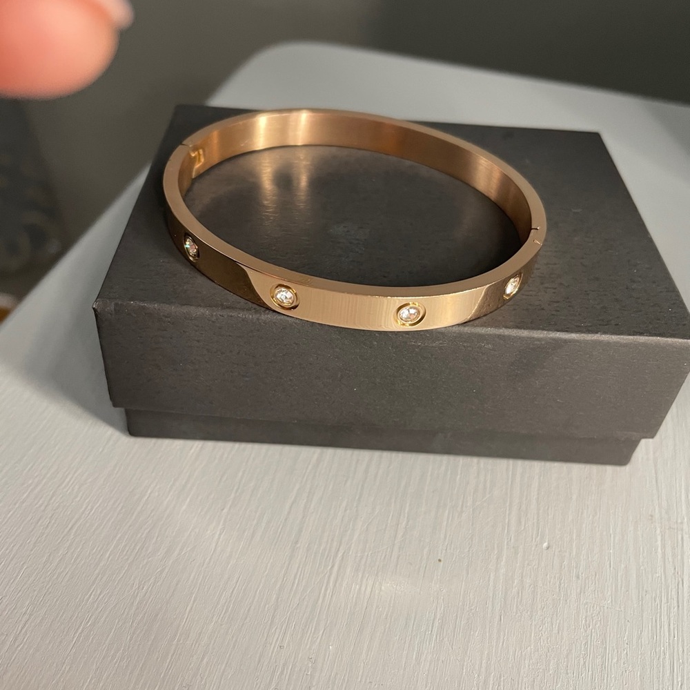 Stainless steel bangle bracelet - Picture 16 of 16